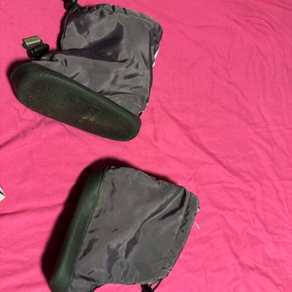 Stonz size large - Picture 2 of 3